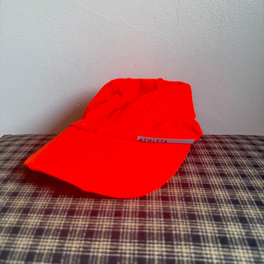 Athleta Be Free Reflective Neon Orange Performance Running Hat Size OS Neon